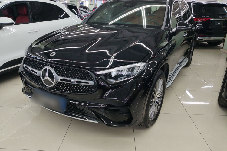 奔驰GLC 2025款 改款 GLC 300 L 4MATIC 动感型 5座车身外观1