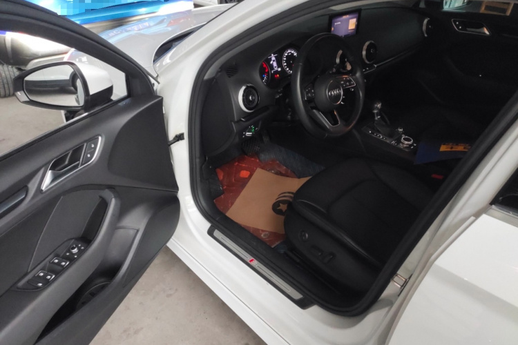 奥迪A3 2020款 Limousine 35 TFSI 时尚型 国VI中控内饰7003