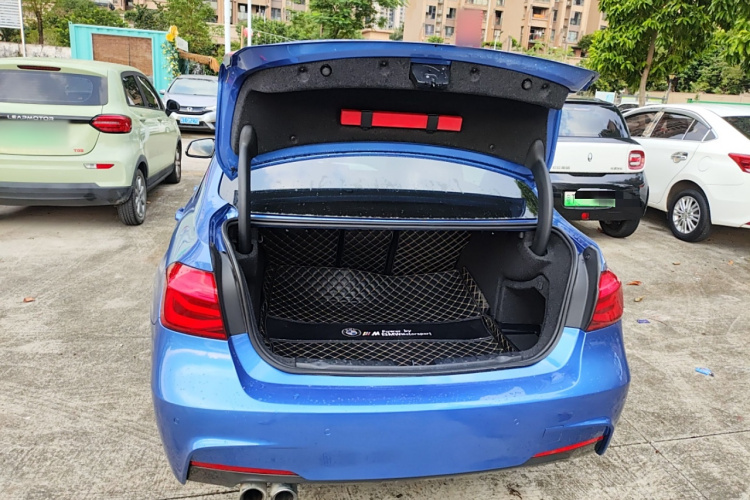 宝马3系 2018款 320i M运动套装局部细节23