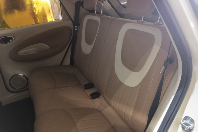 五菱汽车 五菱缤果 2025款 333km 灵犀互联款中控内饰21