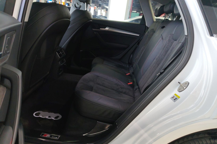 奥迪Q5L 2020款 45 TFSI 尊享运动型中控内饰21