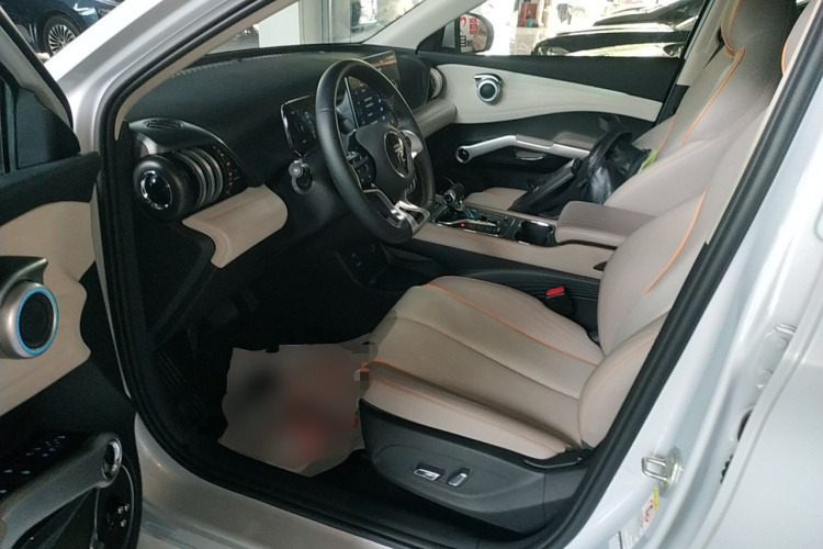 比亚迪 元PLUS 2024款 荣耀版 430KM 超越型中控内饰20