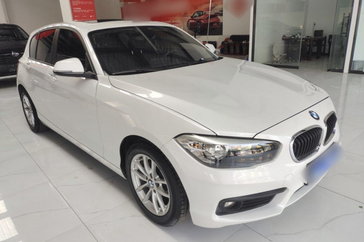 宝马1系(进口) 2018款 118i 领先型车身外观6002