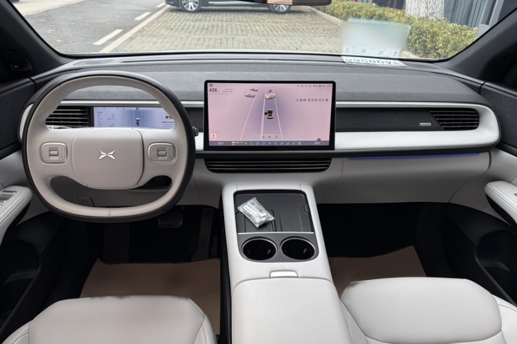 小鹏G6 2023款 580 长续航 Pro中控内饰7002