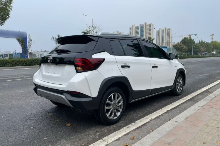 丰田 YARiS L 致炫 2022款 致炫X 1.5L CVT领先PLUS版车身外观6006