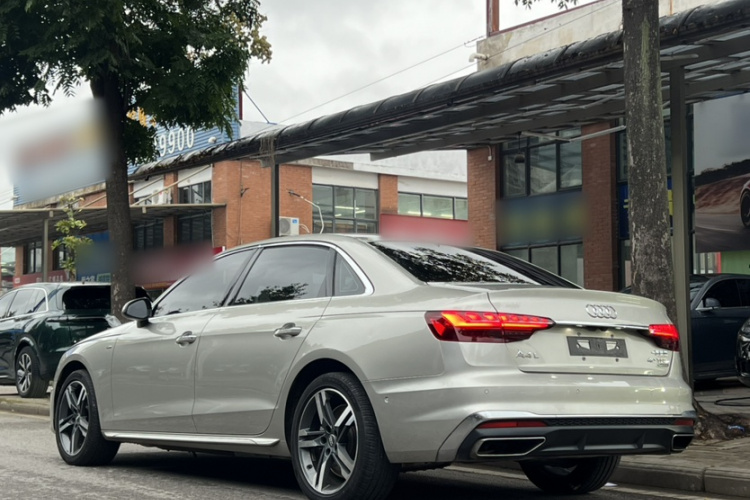 奥迪A4L 2020款 40 TFSI quattro 豪华动感型车身外观6002