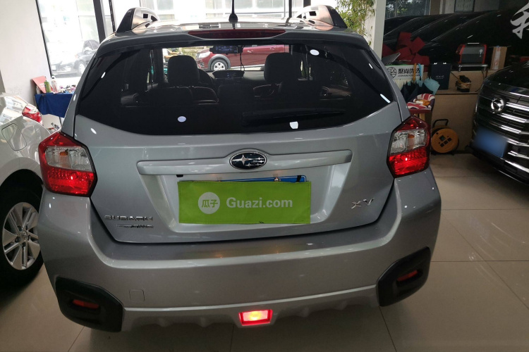 斯巴鲁XV 2012款 2.0i 精英版车身外观6