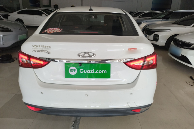 奇瑞 艾瑞泽5 2019款 改款PRO 1.5L 手动青春版 国VI车身外观6