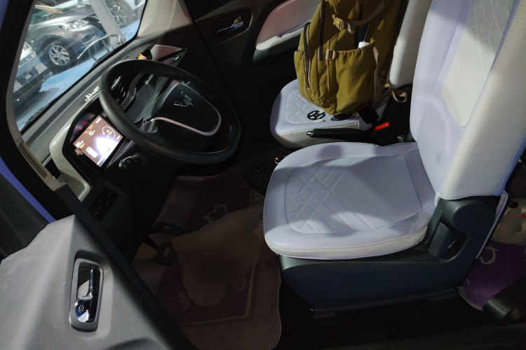 五菱汽车 宏光MINIEV 2022款 马卡龙时尚款 三元锂中控内饰19