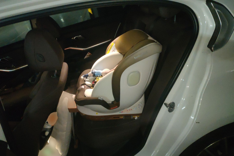 宝马3系 2020款 改款 325Li M运动套装中控内饰21