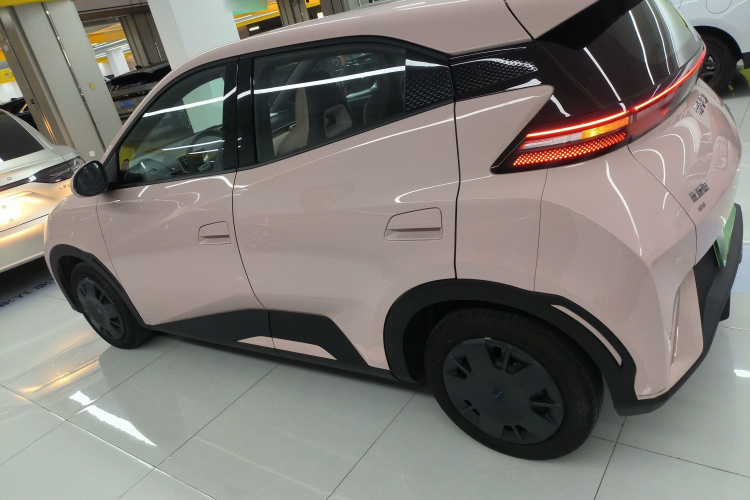 比亚迪 海鸥 2025款 305km 活力版车身外观4