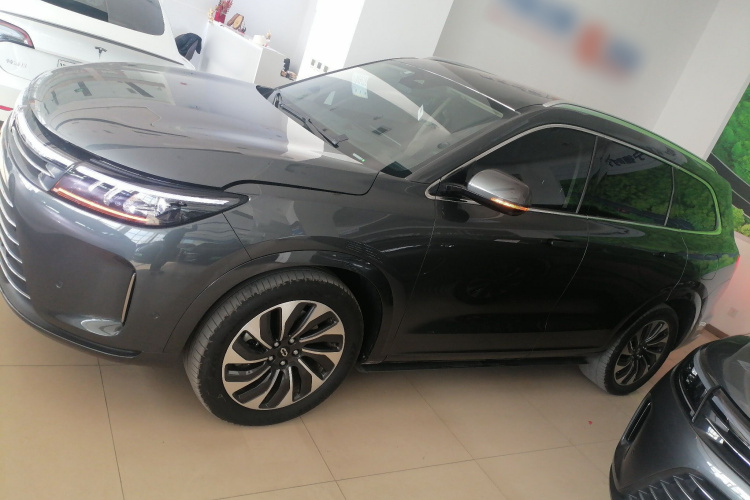 鸿蒙智行 问界M7 2022款 1.5T 后驱舒适版车身外观4