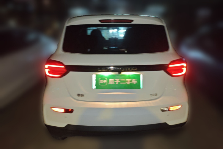 零跑汽车 零跑T03 2021款 400轻享版 磷酸铁锂车身外观6