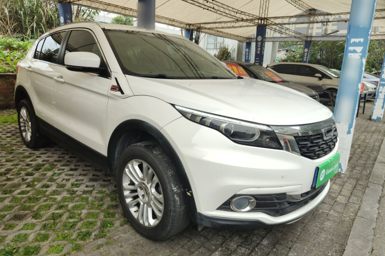 观致5 2017款 1.6T 自动尊贵型车身外观3