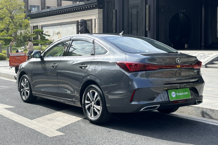 长安 逸动 2024款 PLUS 蓝鲸NE 1.4T GDI DCT高能版车身外观6004