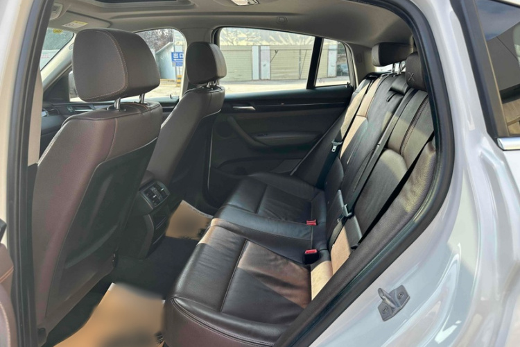 宝马X4 2014款 xDrive20i X设计套装中控内饰7005