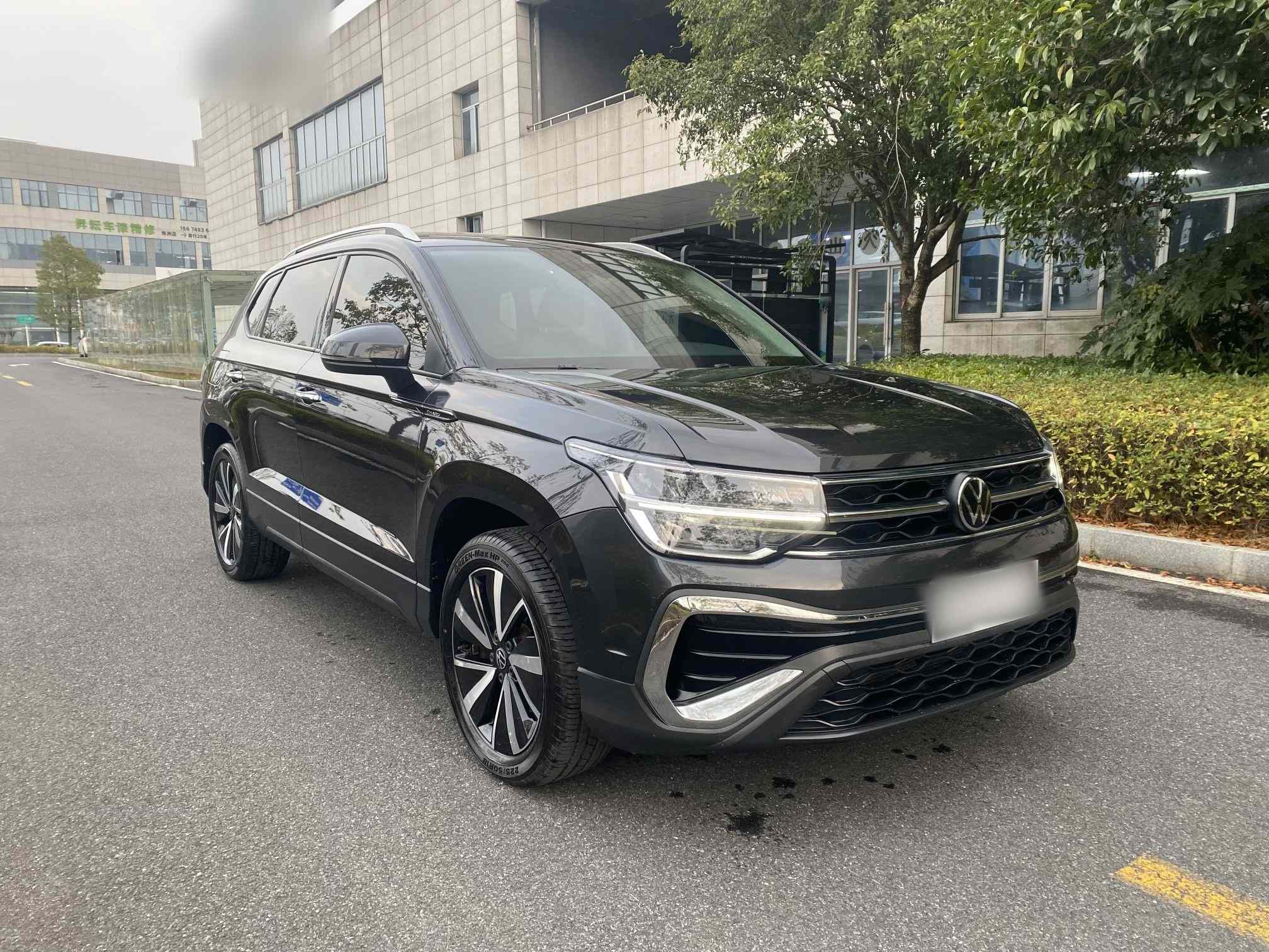 大众 途岳 2023款 300TSI 两驱皎月版(3)