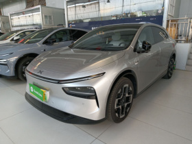 小鹏G7 2025款 702 超长续航 Ultra