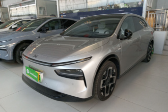 小鹏G7 2025款 702 超长续航 Ultra