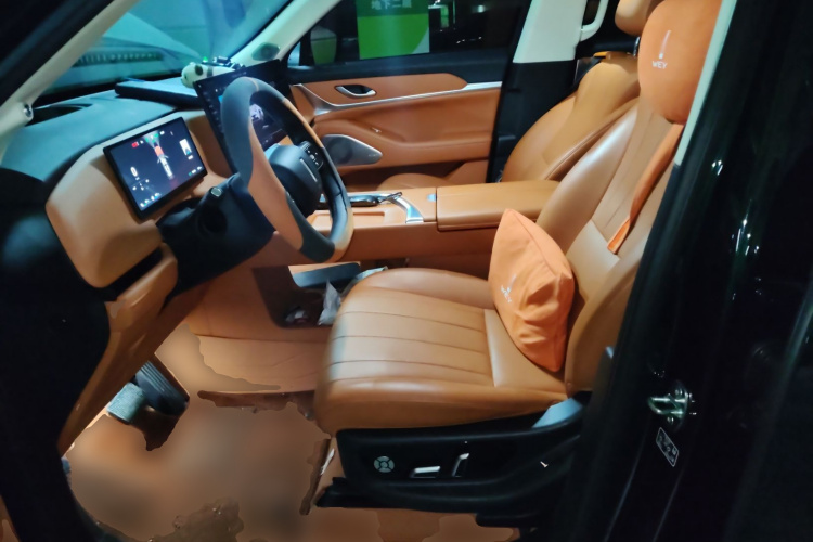 魏牌 蓝山 2025款 四驱 Max中控内饰19