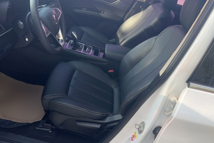 比亚迪 宋MAX 2019款 1.5T 自动智联睿进型 6座 国VI局部细节41