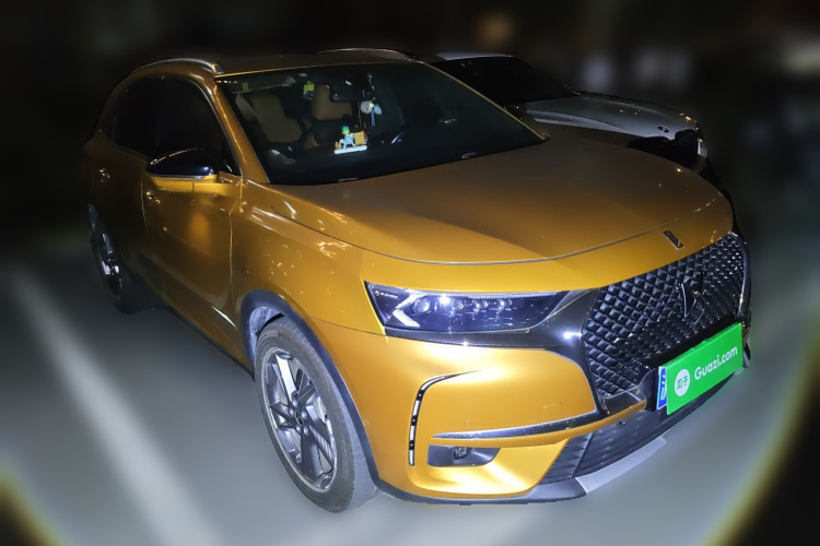 DS 7 2018款 45THP 里沃利先锋版车身外观6002