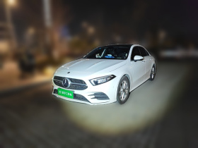 奔驰A级 2020款 改款 A 200 L 运动轿车动感型