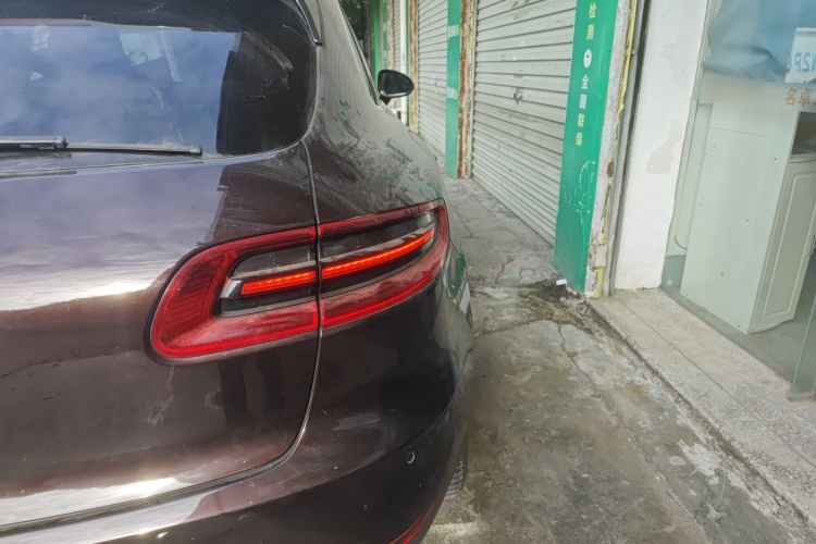 保时捷 2014款 Macan S 3.0T车身外观9