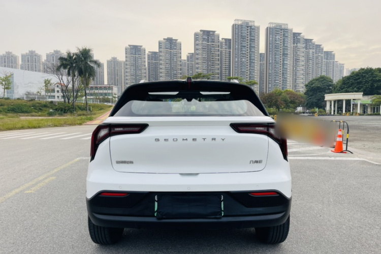 吉利几何E萤火虫 2022款 401KM 霹雳虎 5座车身外观6005