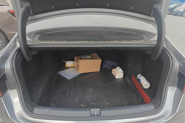 比亚迪 秦PLUS 2021款 DM-i 120KM 旗舰型机舱底盘23