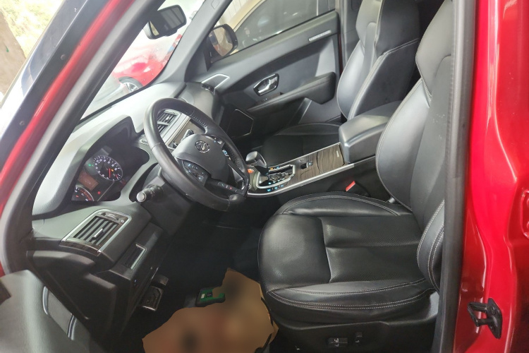 陆风X7 2018款 劲越 1.5T 全景尊贵型中控内饰19