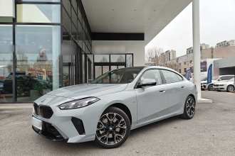 宝马2系 2025款 225L M运动套装