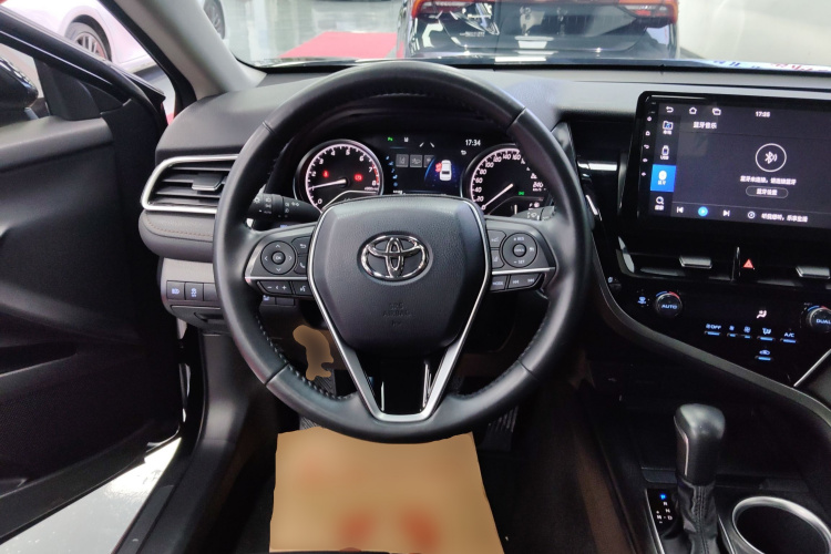 丰田 凯美瑞 2021款 2.0G 豪华版中控内饰13