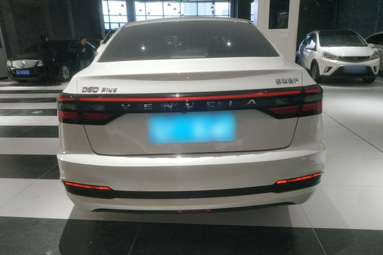 启辰D60 2023款 PLUS 1.6L XL CVT悦领版车身外观6004