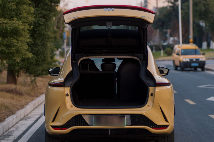 智己汽车 智己LS7 2023款 90kWh Elite后驱版局部细节23