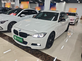 宝马3系 2019款 320i M运动曜夜版