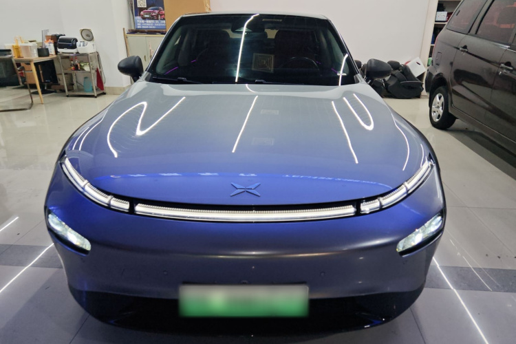 小鹏P7 2020款 670N车身外观2