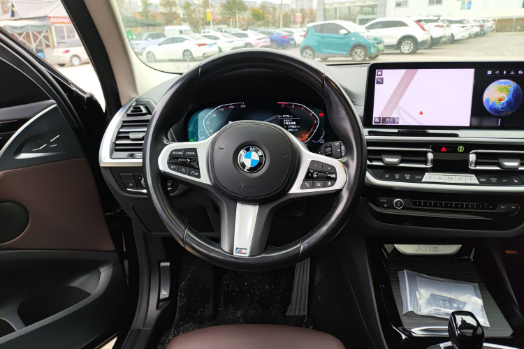 宝马X3 2022款 xDrive25i M运动套装中控内饰13