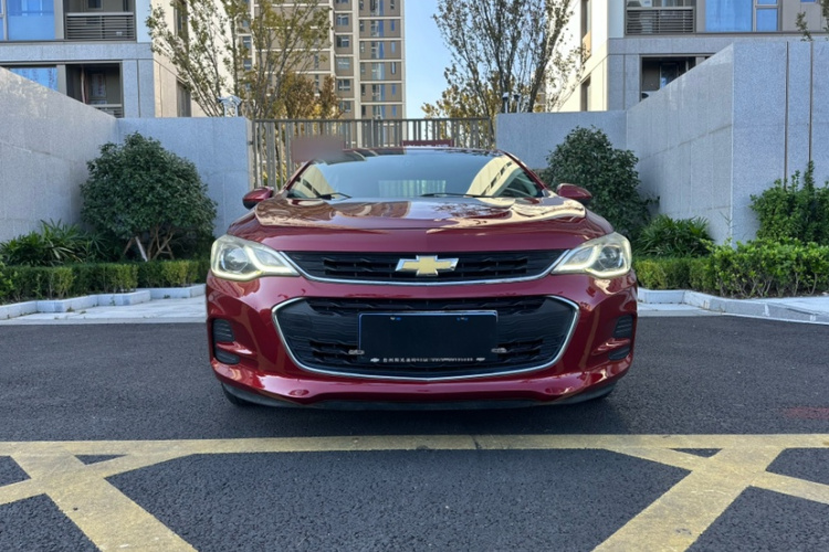 雪佛兰 科沃兹 2019款 320 自动欣悦版车身外观6002