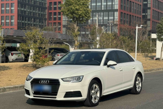 奥迪A4L 2017款 40 TFSI 进取型