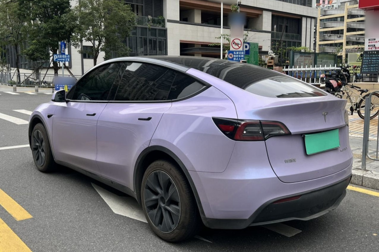 特斯拉 Model Y 2024款 后轮驱动版车身外观6005