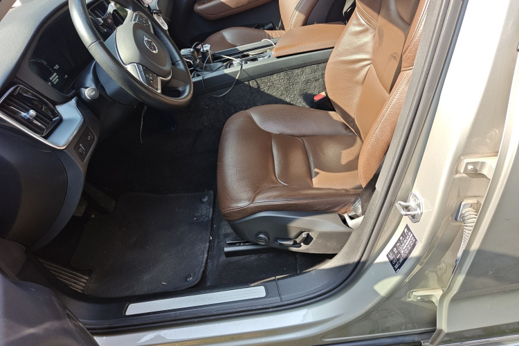 沃尔沃XC60 2020款 T5 四驱智逸豪华版局部细节19