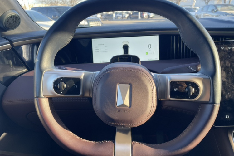 阿维塔11 2023款 鸿蒙版 智享升级款 90度 后驱版局部细节13