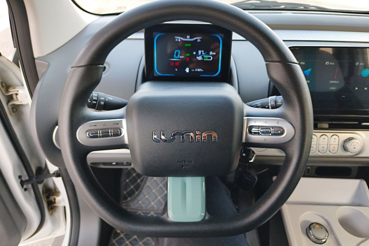 长安启源 长安Lumin 2023款 205km 香沁款中控内饰13