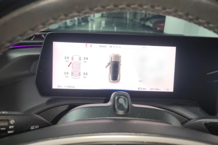 小鹏P7 2020款 670N局部细节14