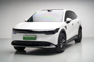 极氪7X 2025款 75kWh 后驱智驾版