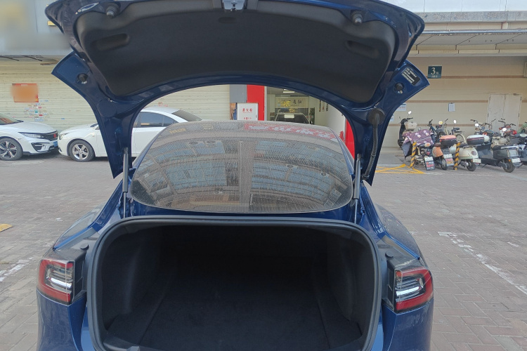 特斯拉 Model 3 2019款 标准续航后驱升级版局部细节23