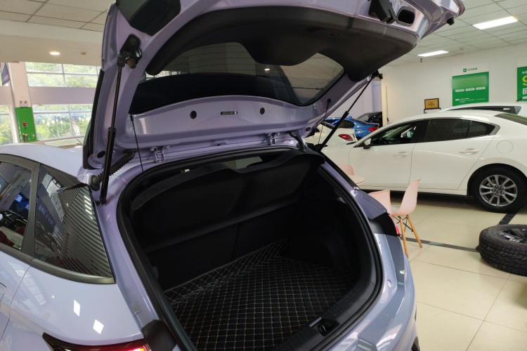 比亚迪 海豚 2023款 420km 时尚版机舱底盘23