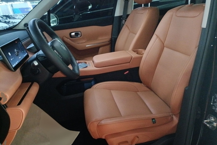 零跑汽车 零跑C10 2024款 210智享版局部细节19