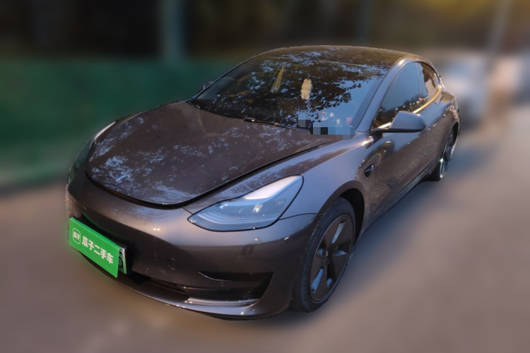 特斯拉 Model 3 2022款 后轮驱动版车身外观1